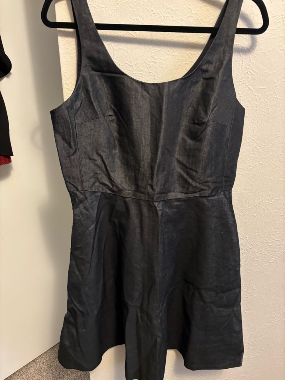 GAP Black Sleeveless Scoop-Neck Mini Dress
